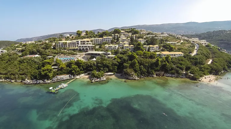 Aerial view of Retreat Beachlcub