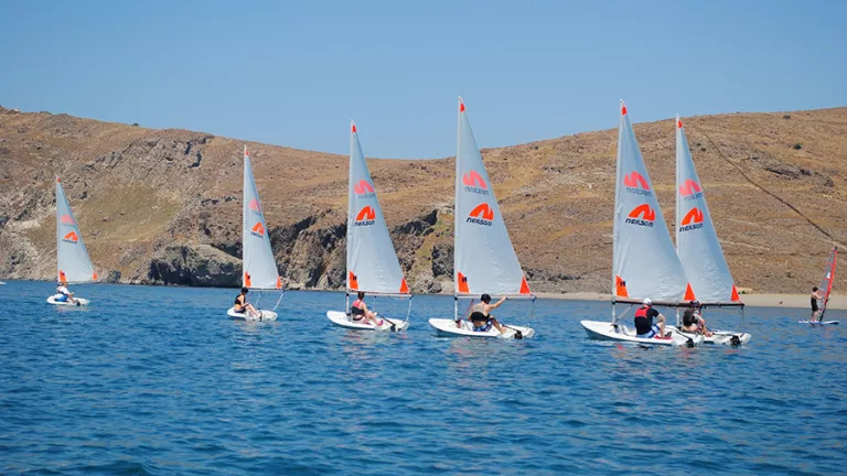 light winds in the mornings for beginner sessions