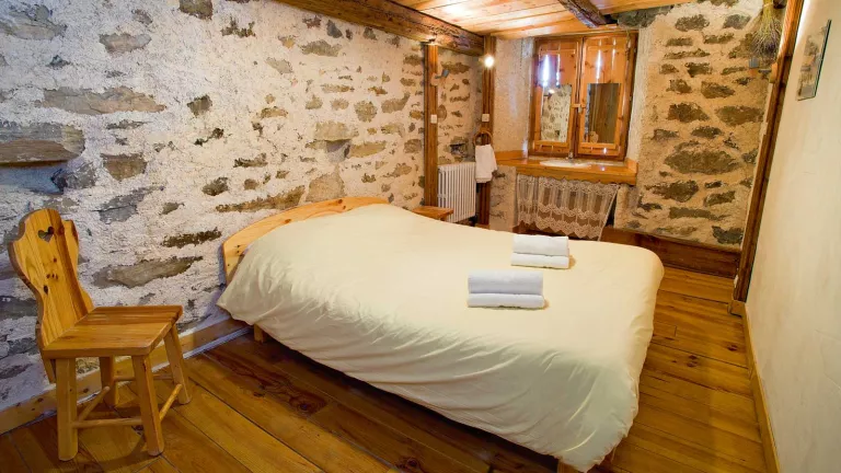 A club double room