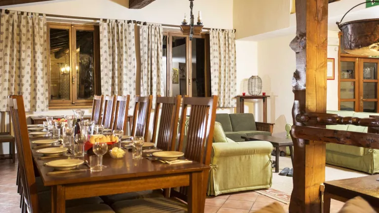Open plan dining