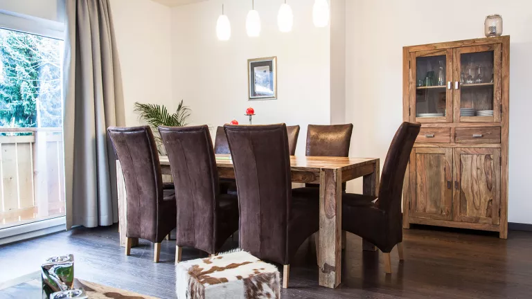 Comfortable dining