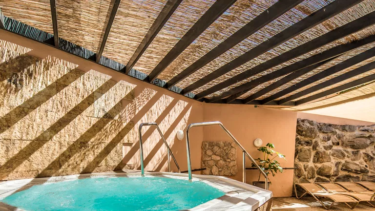 Jacuzzi area