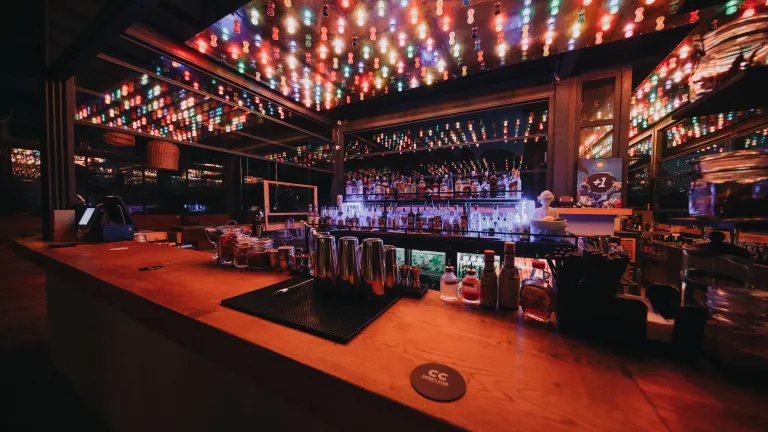 Captain Cook Bar at Neilson x Cook's Club Adakoy