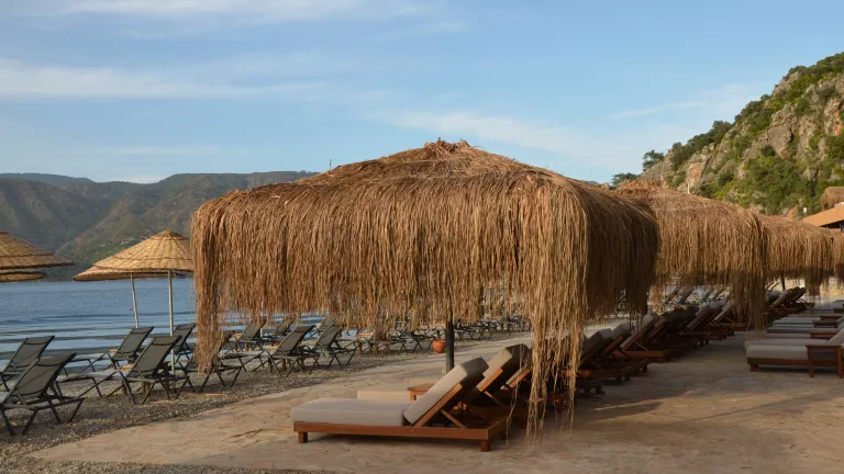 Sea front relaxation at Neilson x Cook's Club Adakoy