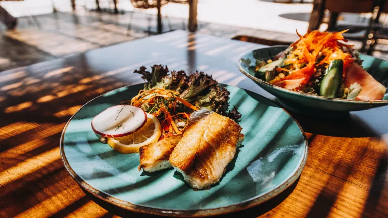 Freshly prepared food made to order from Cantina Restaurant at Neilson x Cook's Club Adakoy