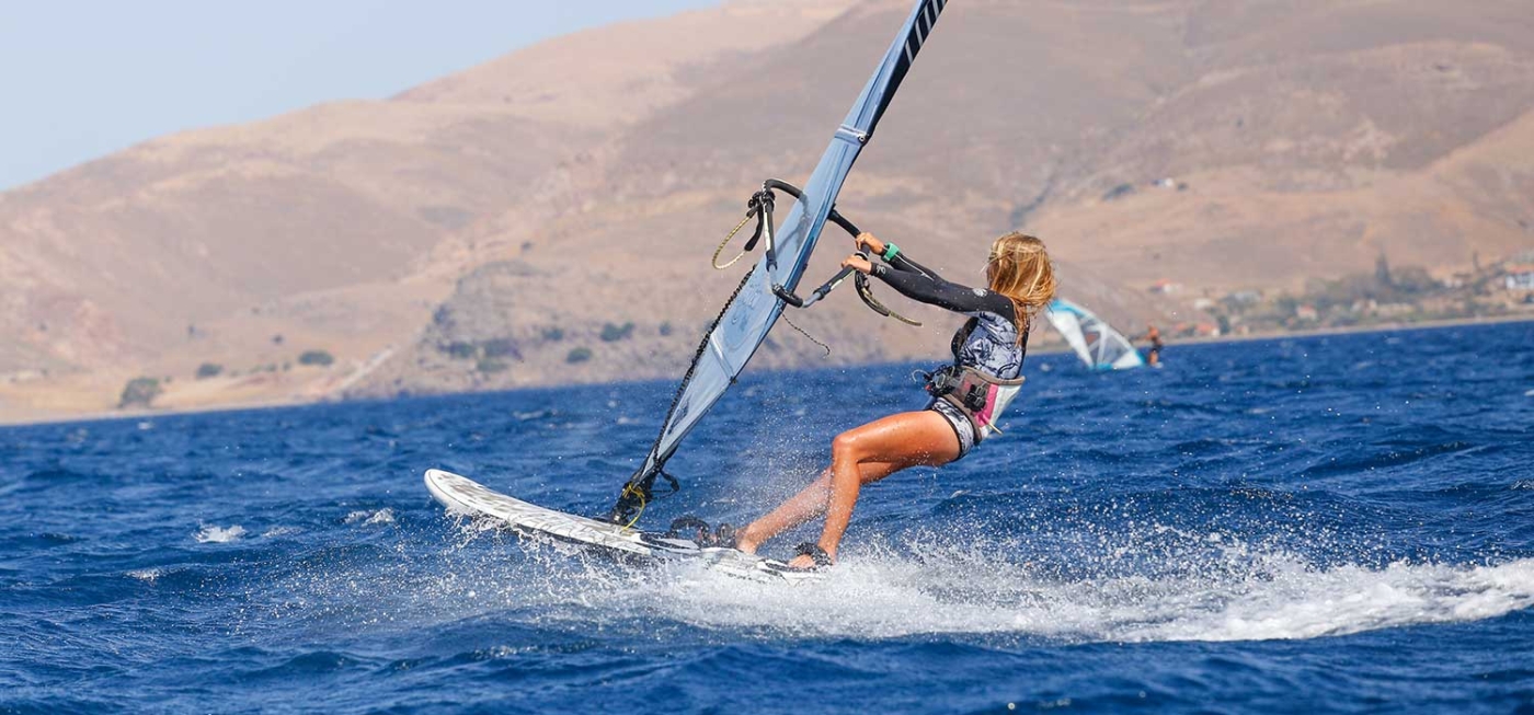 How to Windsurf Windsurfing Tips for Beginners Neilson