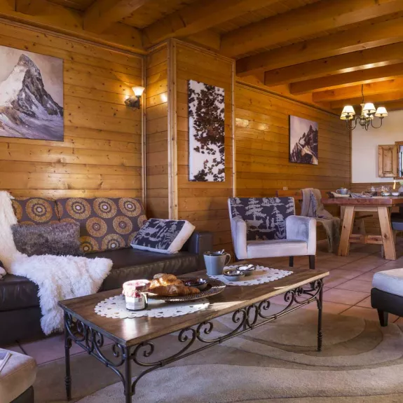 Typical lounge/diner