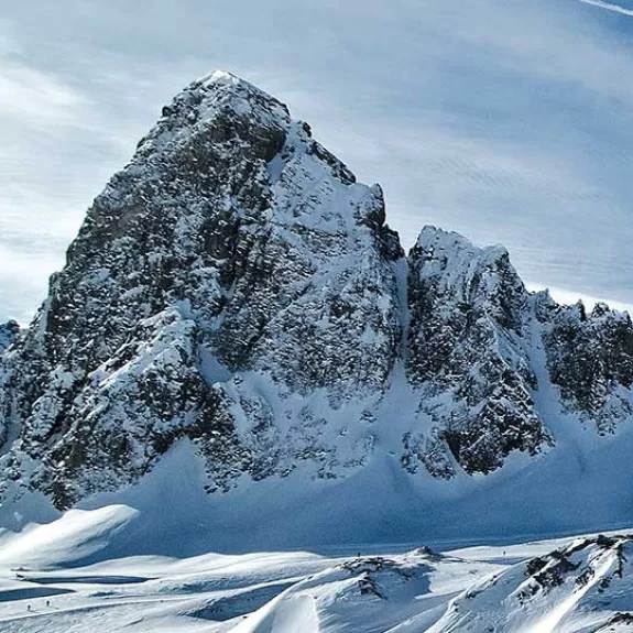 March ski deals