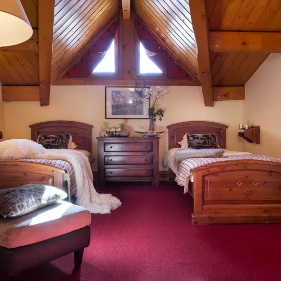 A club twin room