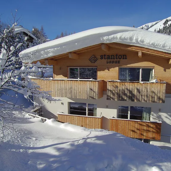 Neilson Chalet Kandi