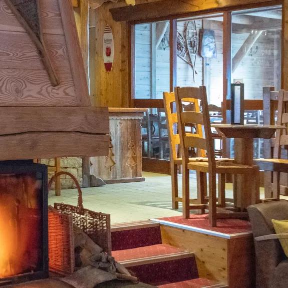 Bar at Hotel Le Menuire & Spa