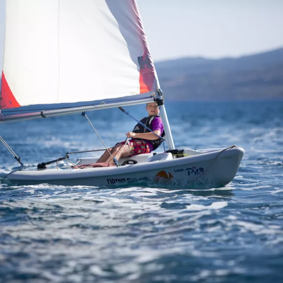 kid sailing