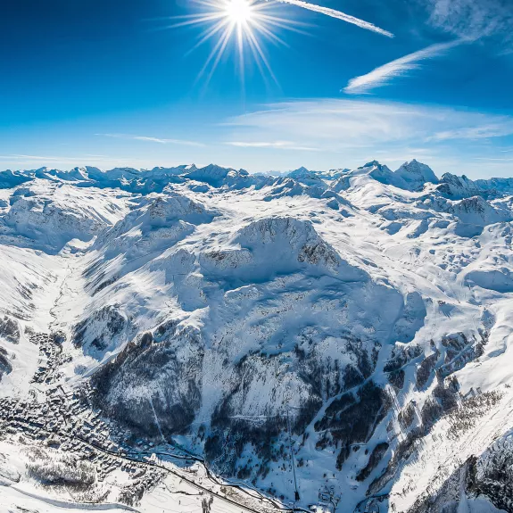 Moutains surrounding Val d'Isere