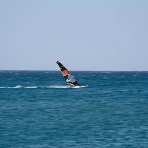 windsurfing