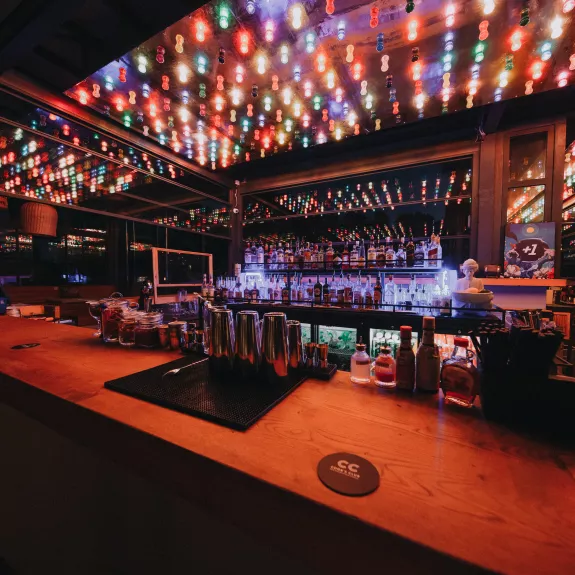 Captain Cook Bar at Neilson x Cook's Club Adakoy