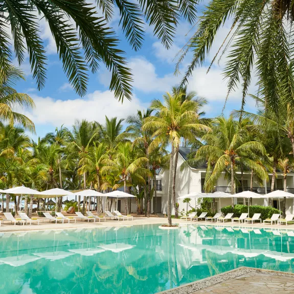 Outdoor pool at Neilson x The Ravenala Attitude