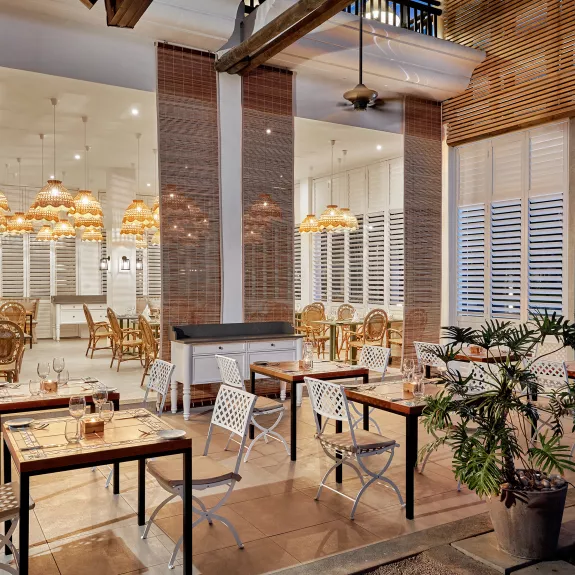 A Tavola Restaurant - Italian cuisine at Neilson x The Ravenala Attitude