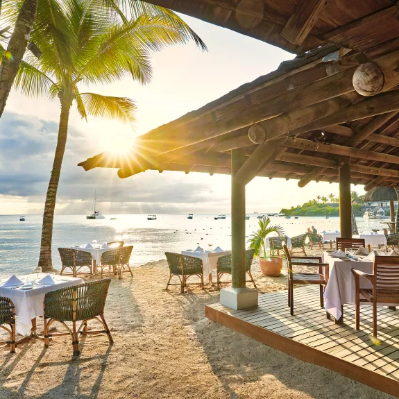 O Beach Restaurant - Mediterranean cuisine at Neilson x The Ravenala Attitude