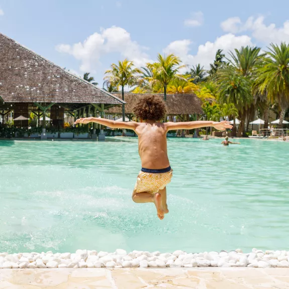 Outdoor pool at Neilson x The Ravenala Attitude