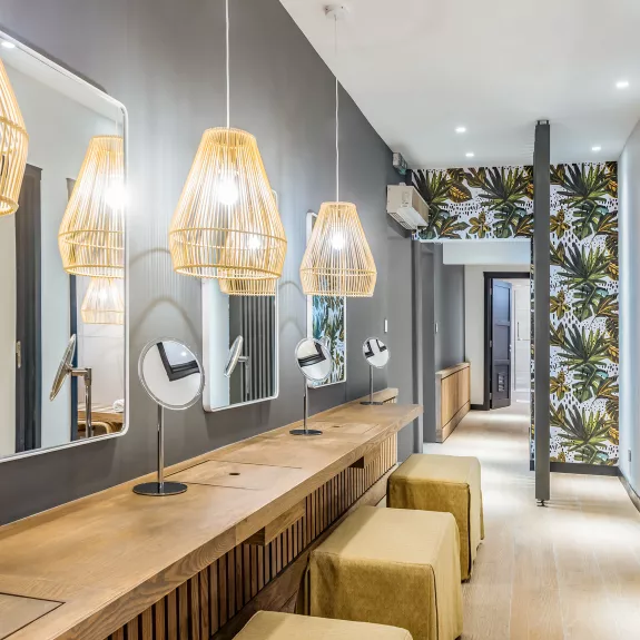 Arrival and departure room at Neilson x Ravenala Attitude