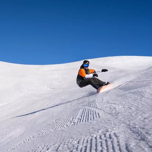 Boarding in Italy