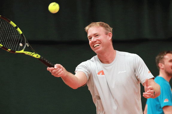 Mark Petchey playing tennis