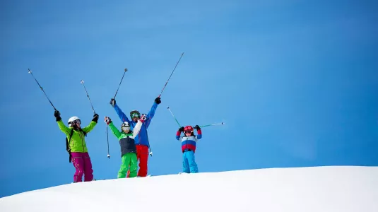 Family skiing