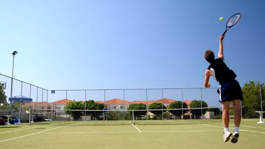 Tennis serve
