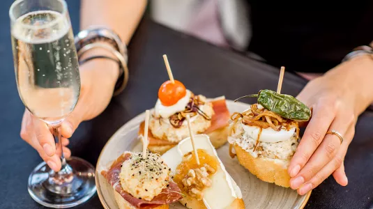 eating tapas