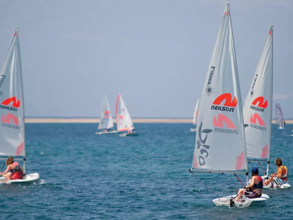 Beginner sailing