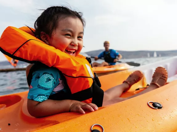 girl in kayak
