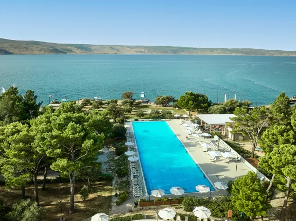 Alana Beach Club