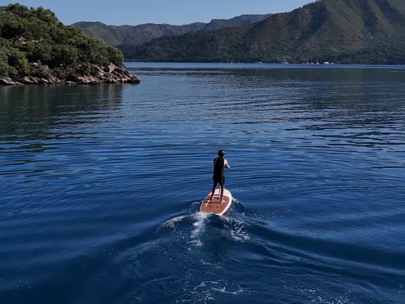 Cruising on an efoil