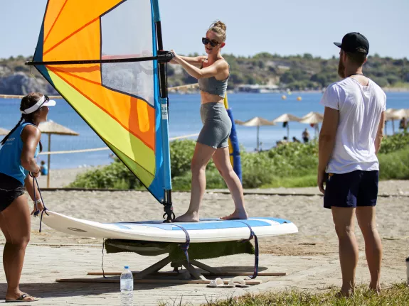 beginner windsurfing