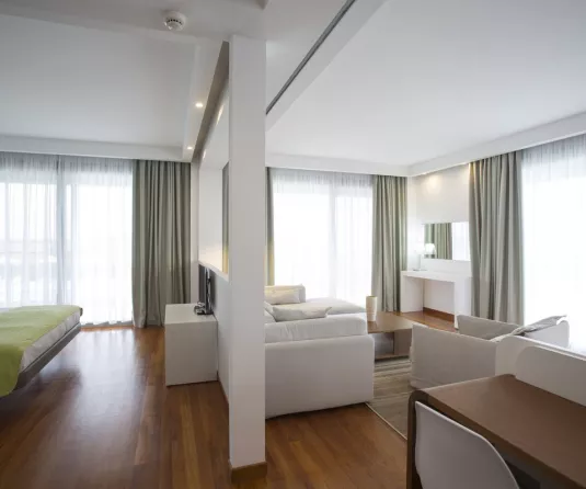 SUITE WITH SEA VIEW