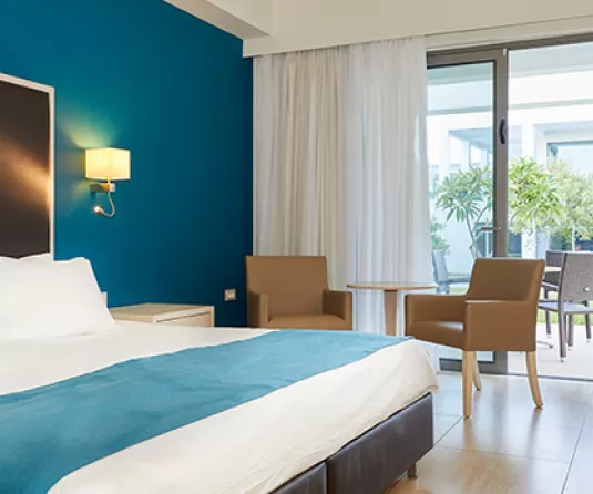 GARDEN DOUBLE OR TWIN ROOM