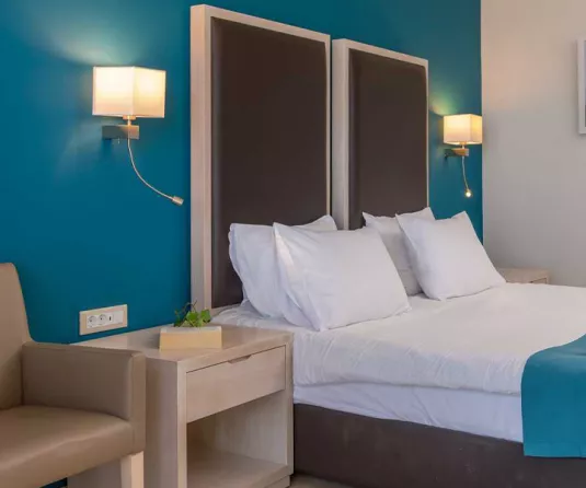 Double or twin room, allocated on arrival